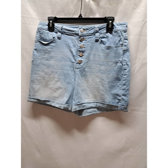High Rise YMI faded distressed cuffed button front 5 pockets shorts 15/32 - Picture 1 of 7